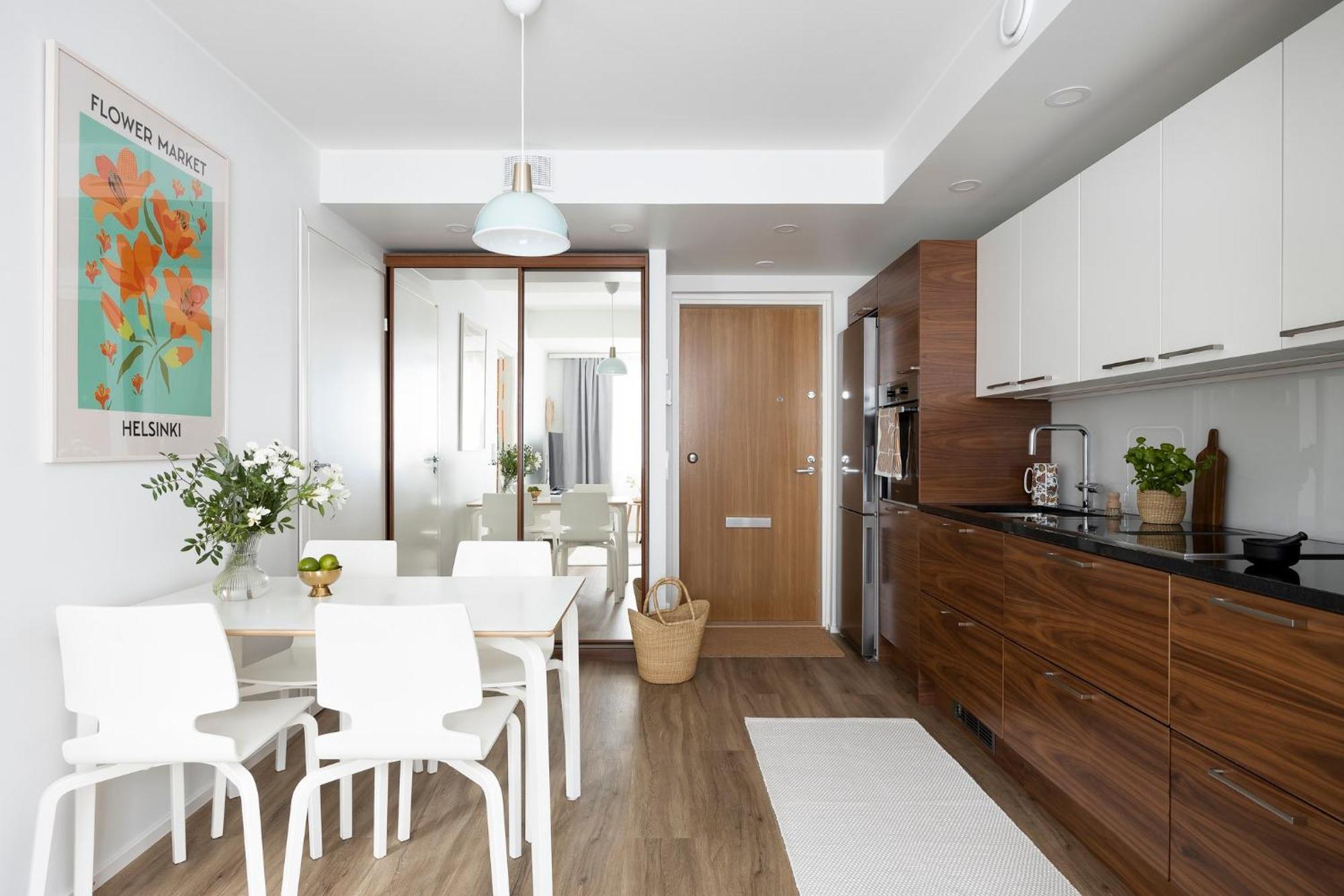 Stylish Flat In Trendy Kallio เฮลซิงกิ ภายนอก รูปภาพ